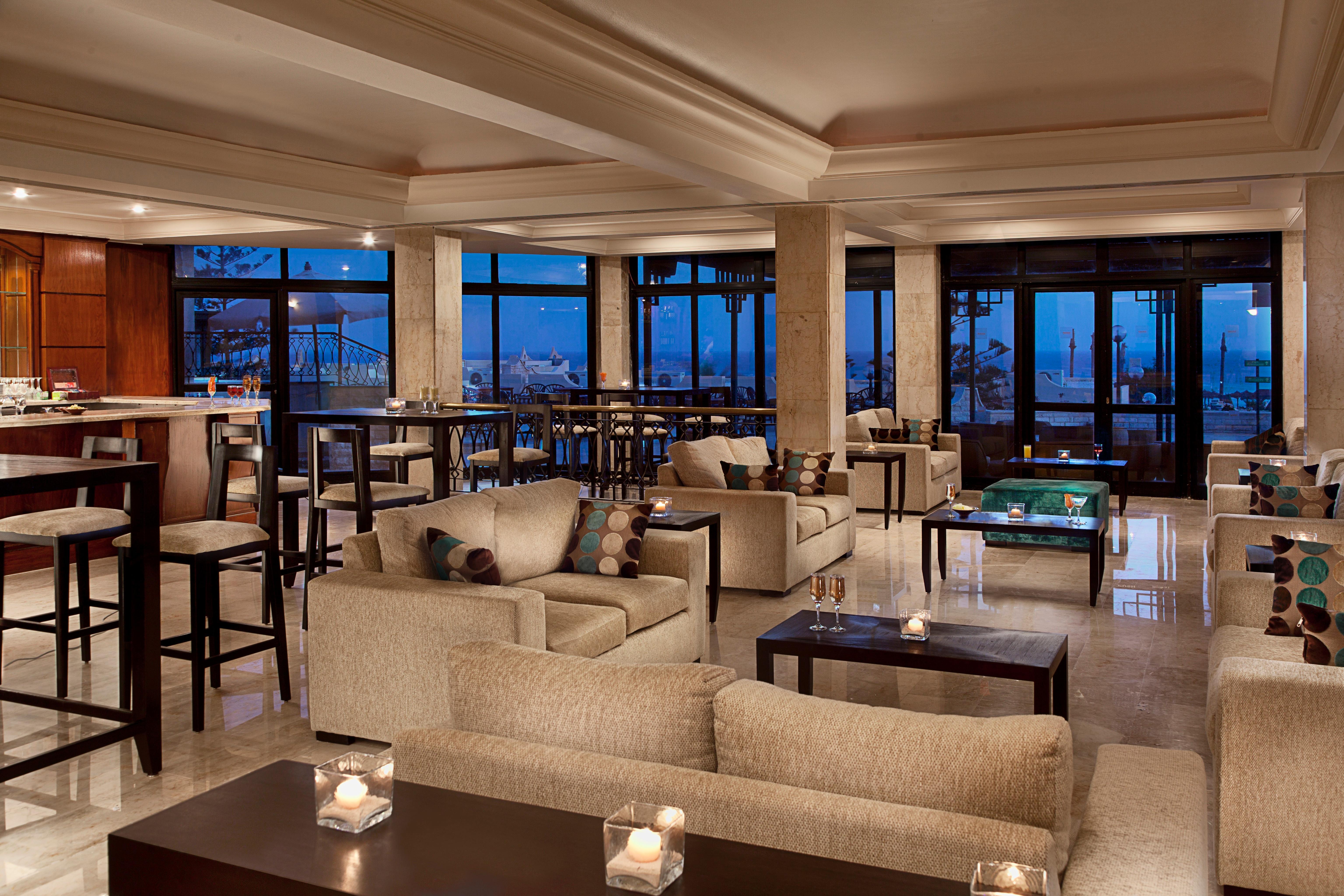 Borg El Arab Beach Resort Kültér fotó The Westin lounge at MIA