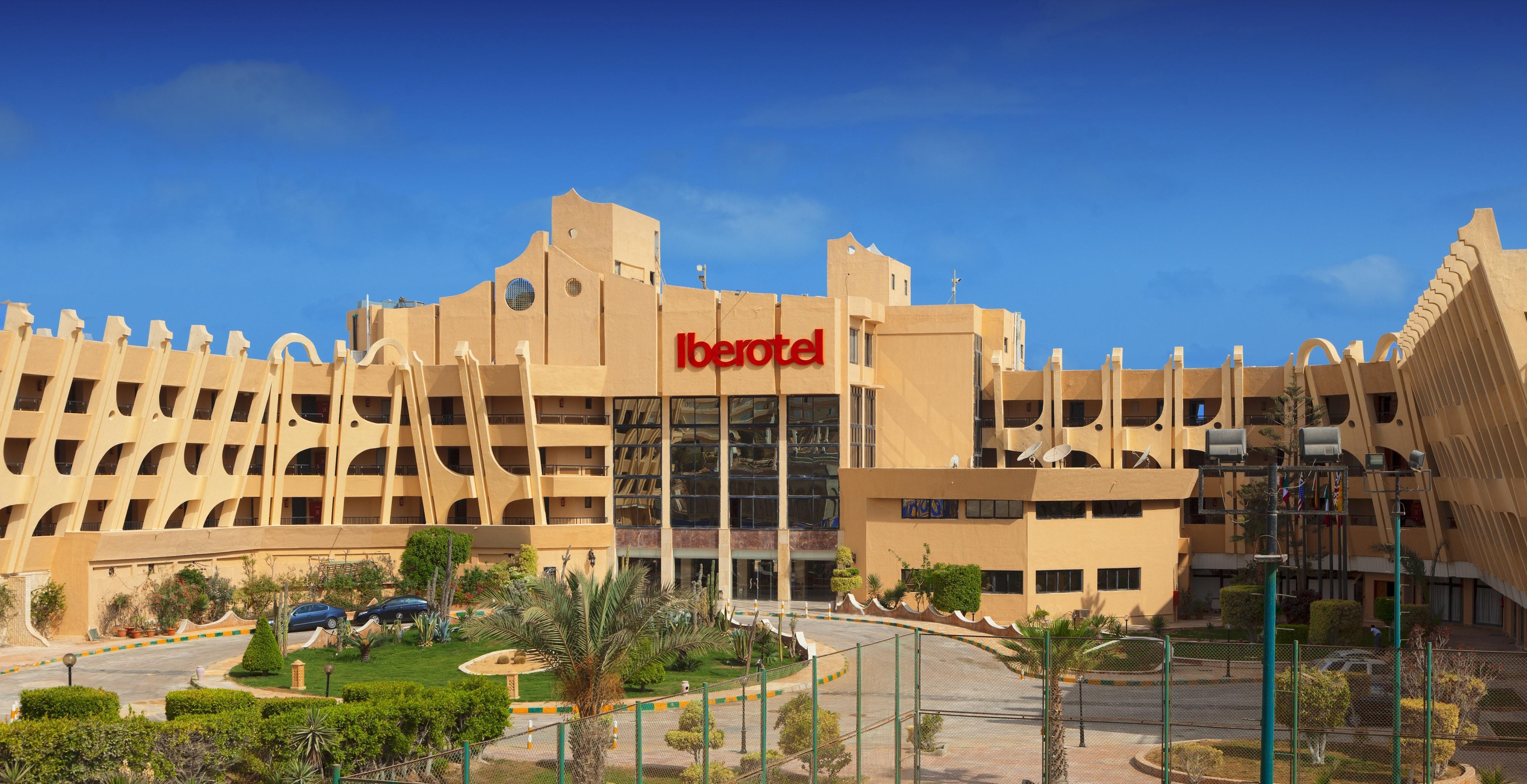 Borg El Arab Beach Resort Kültér fotó The Iberotel Hotel in Hurghada
