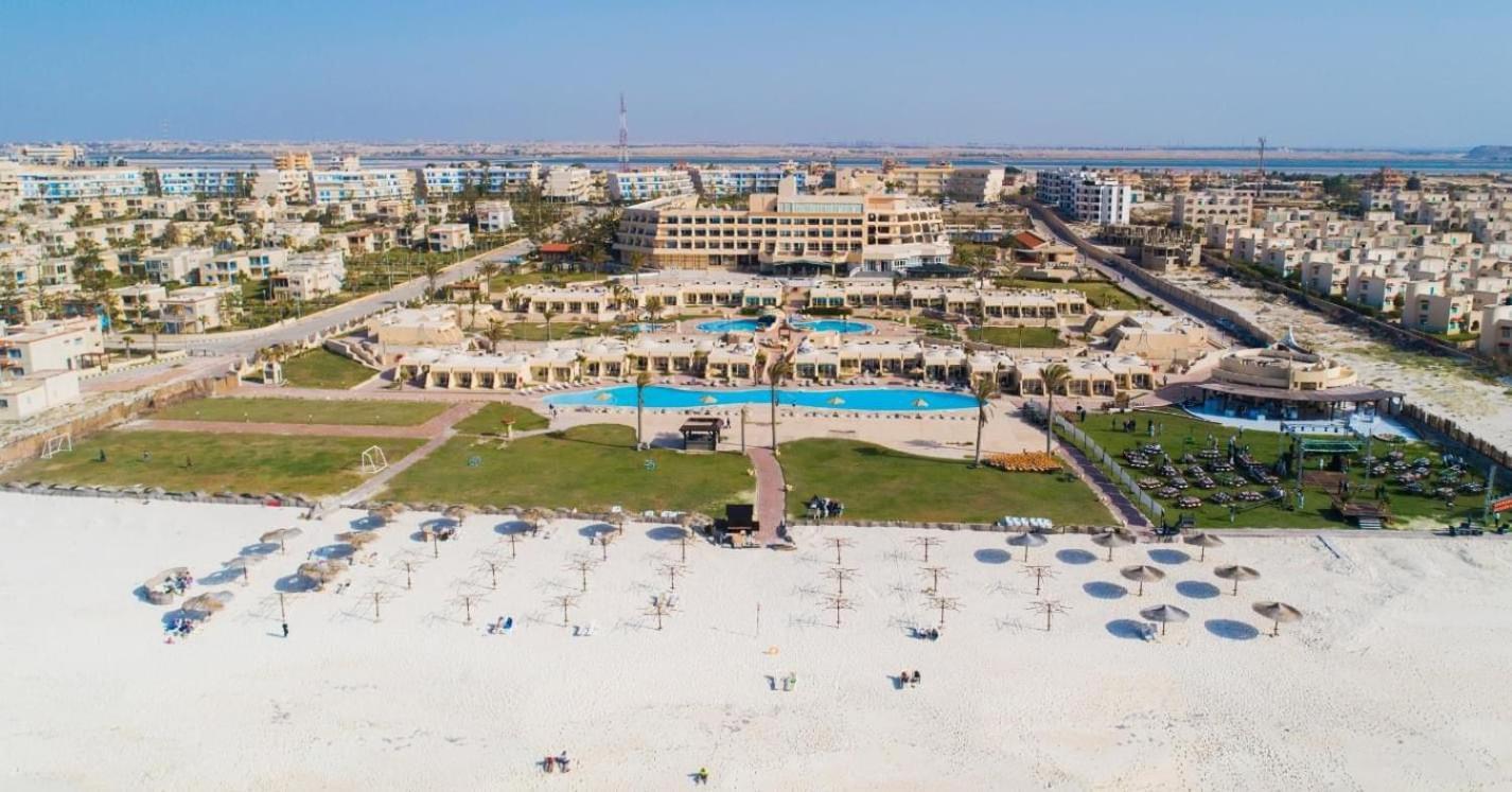 Borg El Arab Beach Resort Kültér fotó Aerial view of the resort