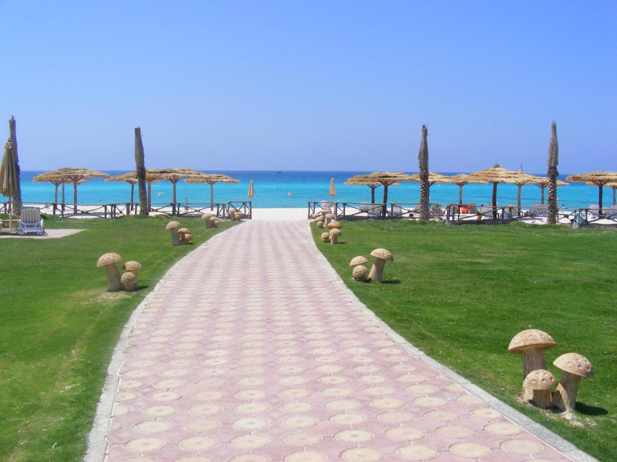 Borg El Arab Beach Resort Kültér fotó El Alamein