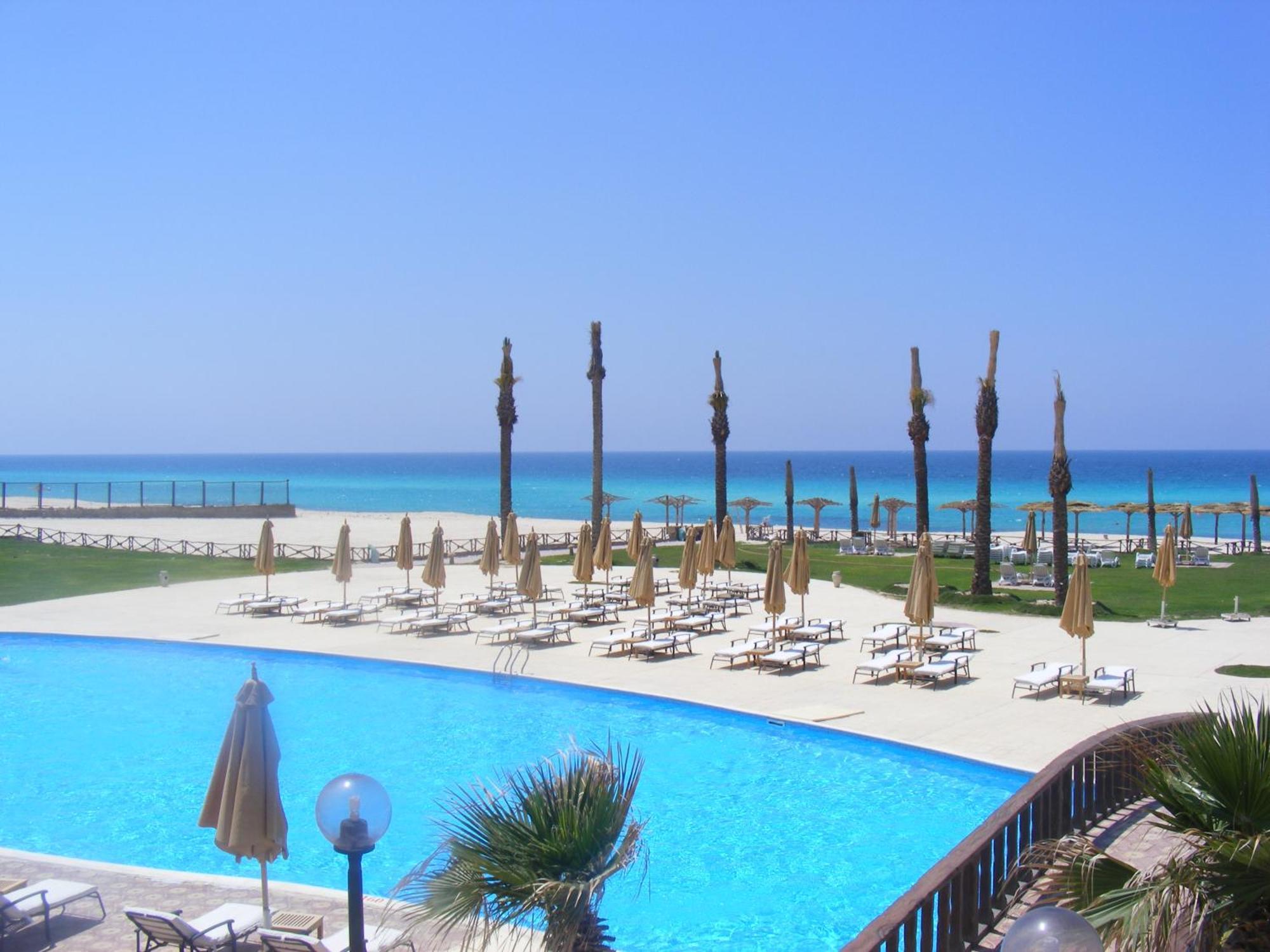 Borg El Arab Beach Resort Kültér fotó El Alamein