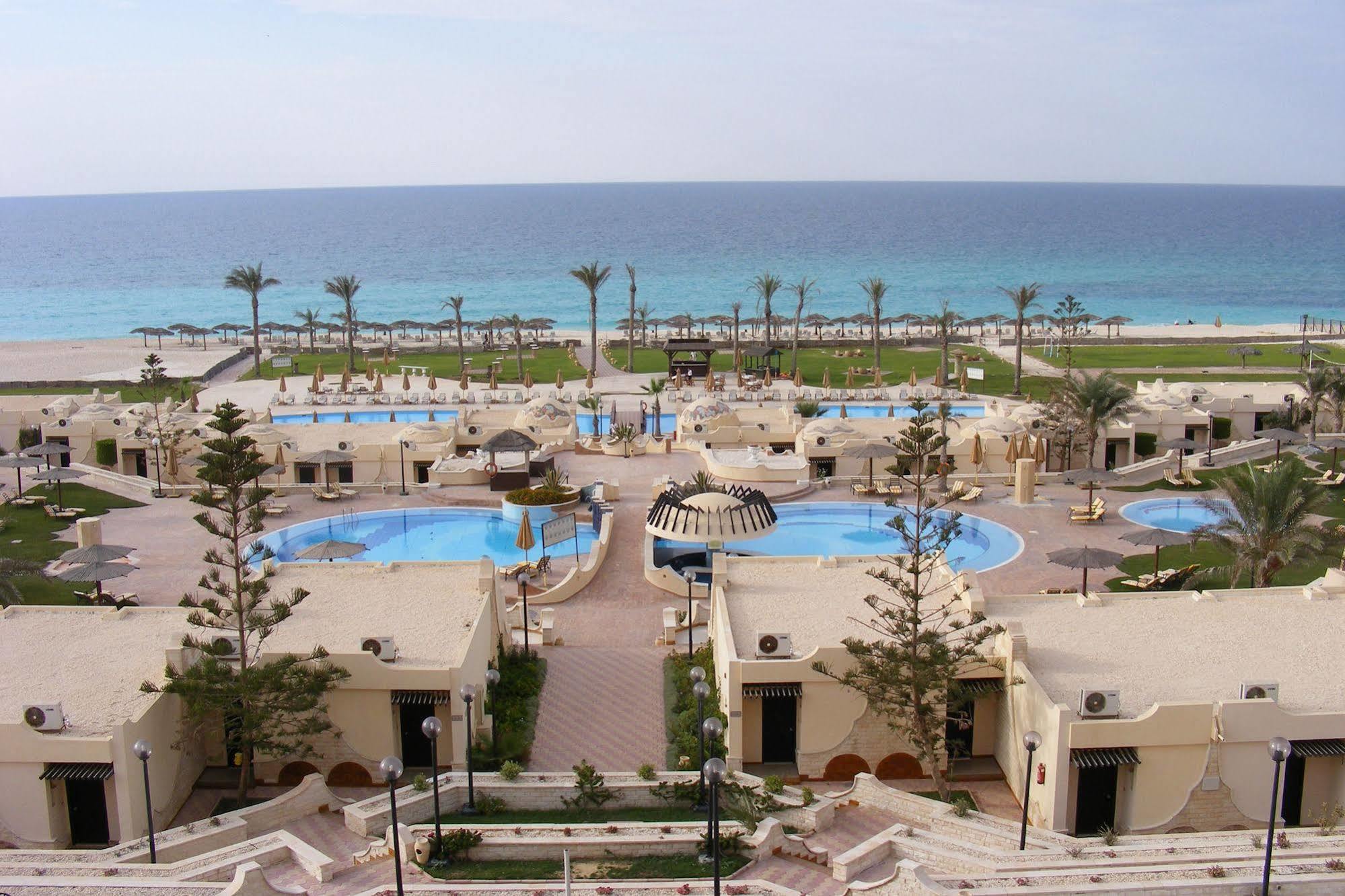 Borg El Arab Beach Resort Kültér fotó El Alamein